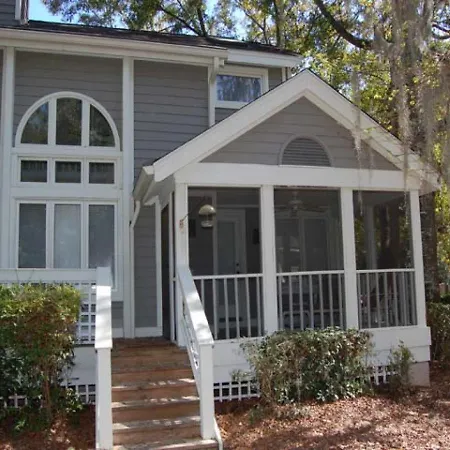 7615 Huntington Villa